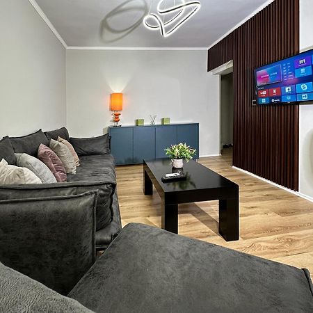 Home Select Tirana Eksteriør billede