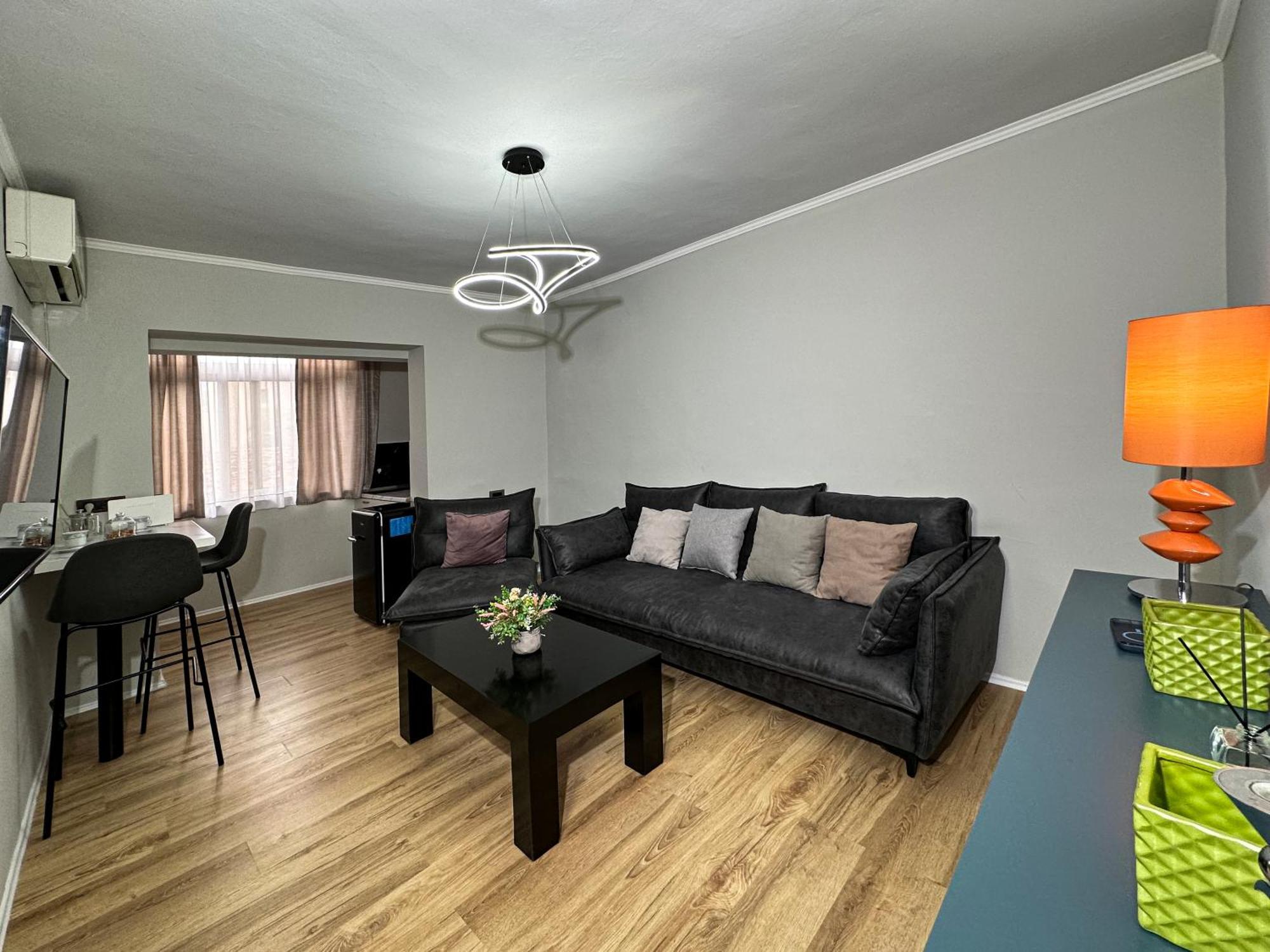 Home Select Tirana Eksteriør billede