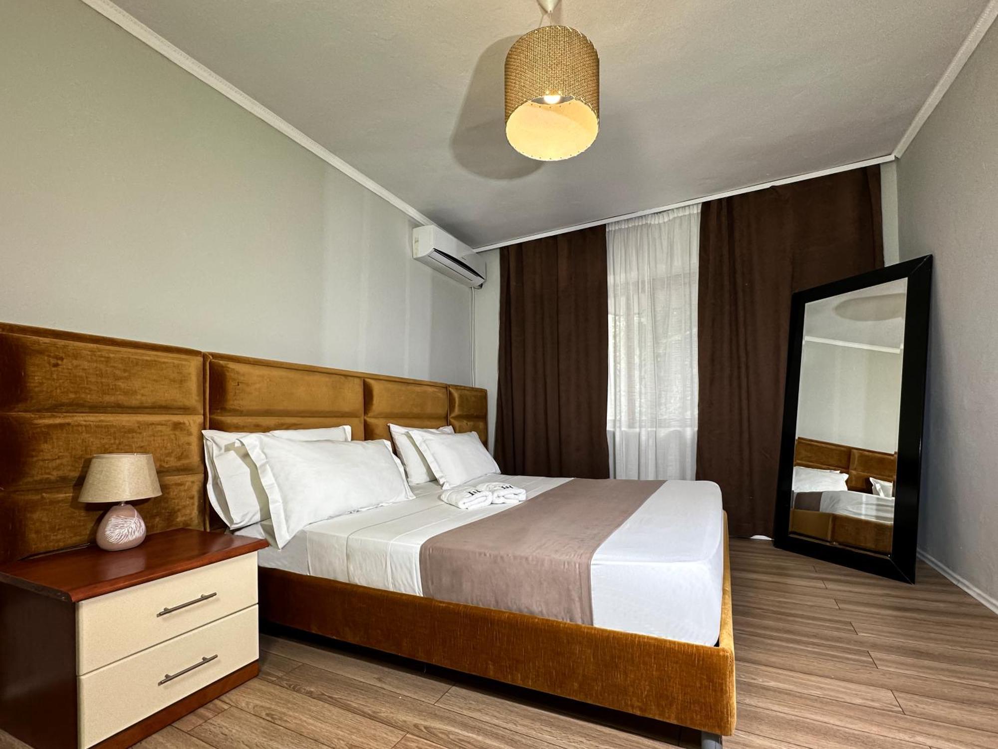 Home Select Tirana Eksteriør billede